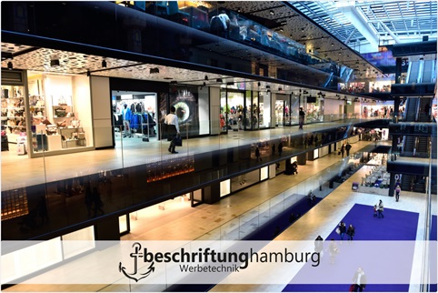 Schilder und Schaufensterbeschriftung für Ladenpassage Hamburg